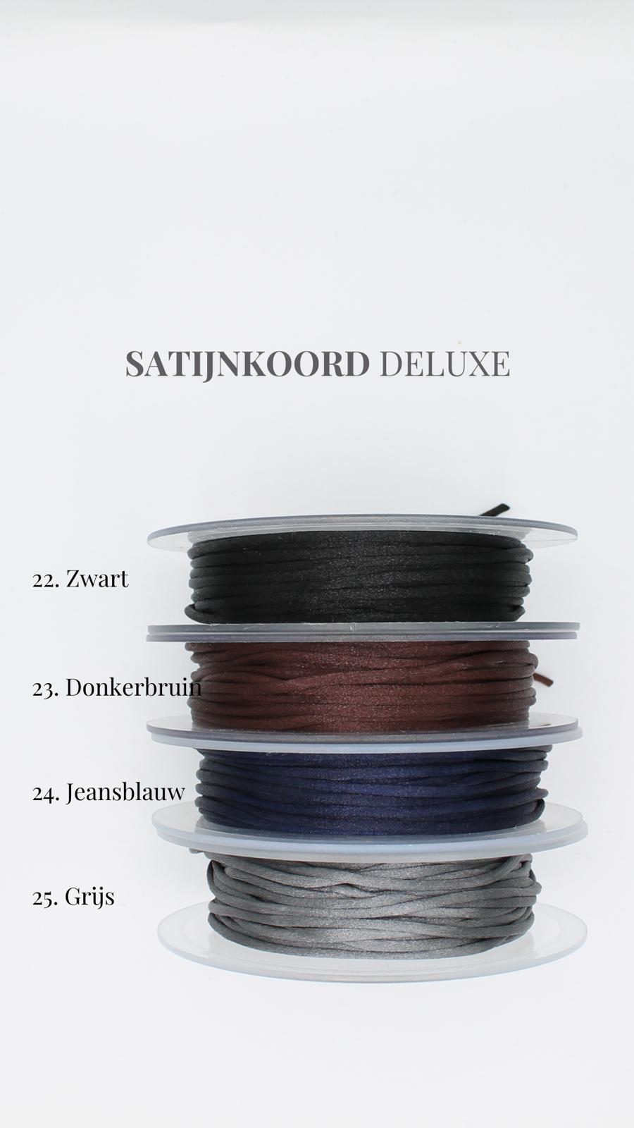 Satijnkoord armband mini initials - 1 bedel
