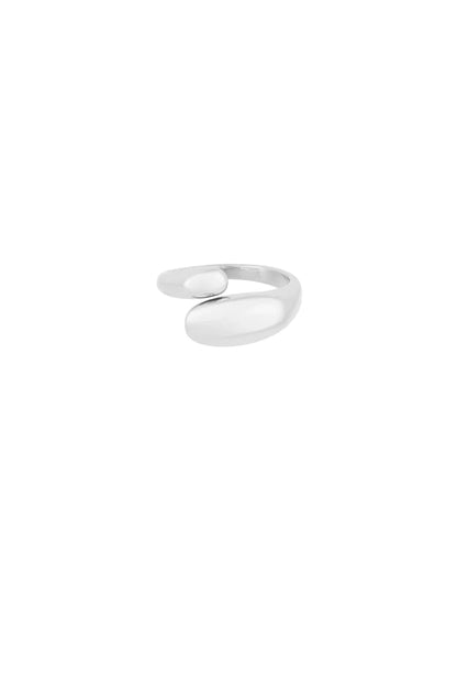 Simple ring