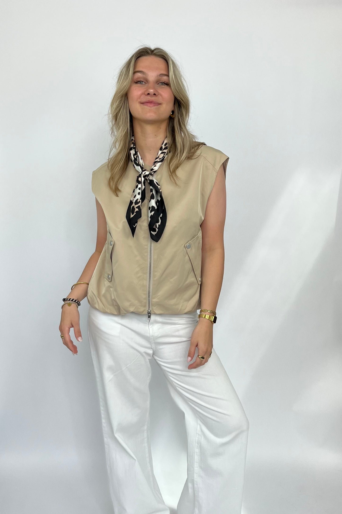 Lova gilet beige
